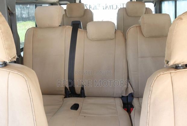 Land Rover Defender Puma 110 2.4 TD 2009 Off white