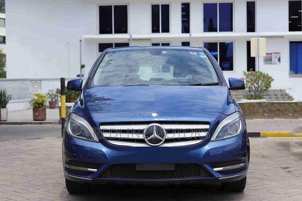 Mercedes-Benz B-Class 2012 Blue