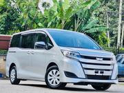 Toyota Noah 2.0 FWD (8 Seater) 2018 Silver for sale