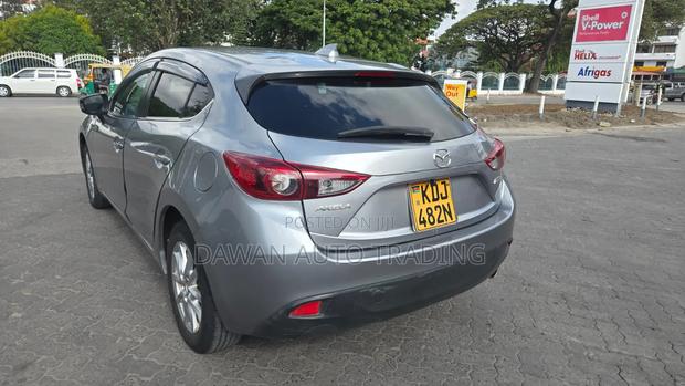 Mazda Axela 2016 Silver