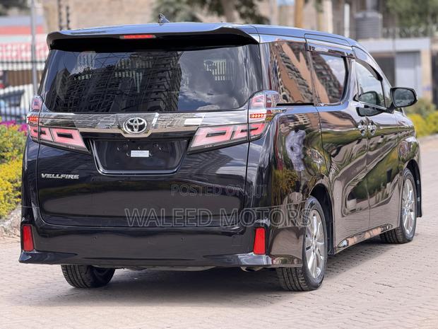 Toyota Vellfire 2018 Purple