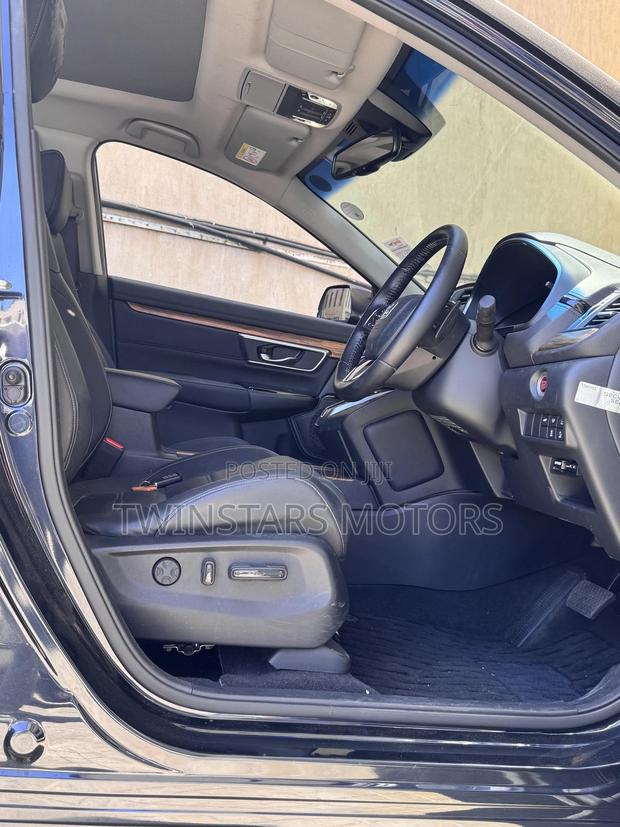 Honda CR-V Touring AWD 2018 Blue