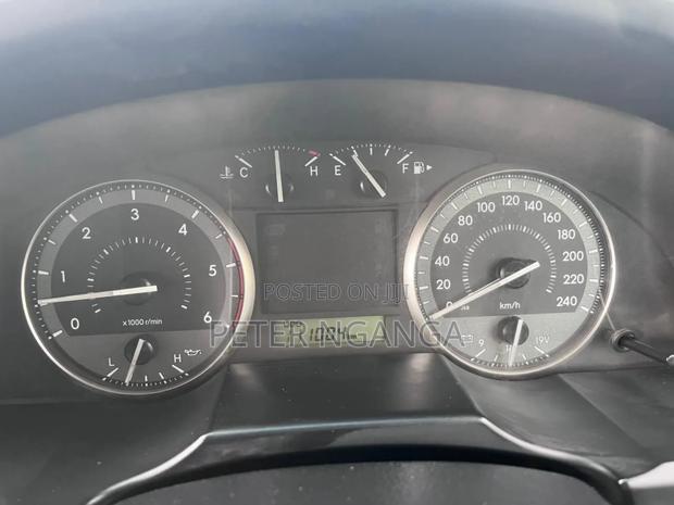 Toyota Land Cruiser 2015 White