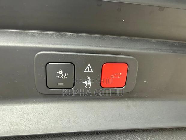 Peugeot 5008 1.6 PureTech 180 2019 Gray