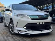 Toyota Harrier 2.0 Turbo 2019 White for sale