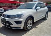Volkswagen Touareg 2018 White for sale