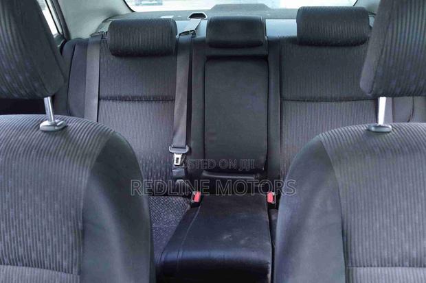 Toyota Wish 2010 Silver