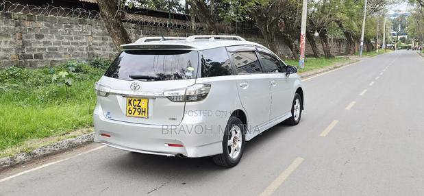 Toyota Wish 2015 Silver