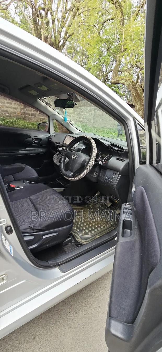 Toyota Wish 2015 Silver