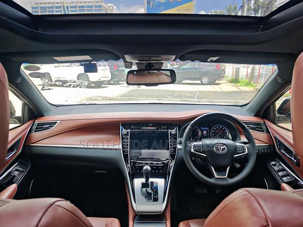 Toyota Harrier 2.0 2019 Pearl