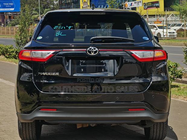 Toyota Harrier 2018 Black