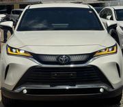 Toyota Harrier 2021 White for sale