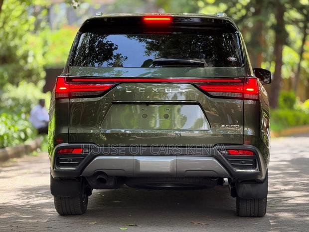 Lexus LX LX 600 2024 Green
