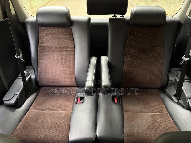 Toyota Alphard 2.4 Petrol FWD 2014 White