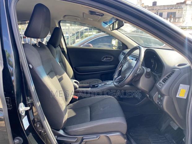 Honda Vezel 2018 Black