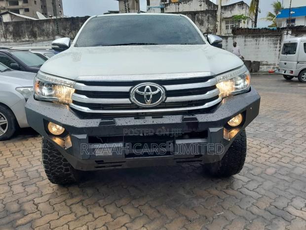 Toyota Hilux Revo Single Cab Deisel 2.8 RWD 2018 White