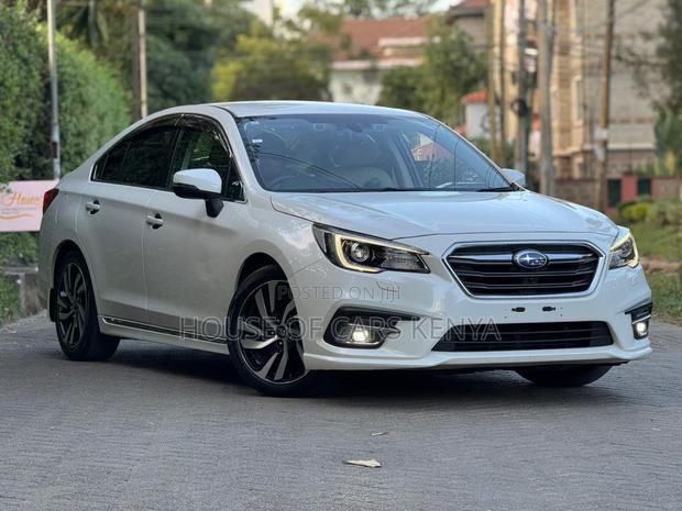 Subaru Legacy 2019 White