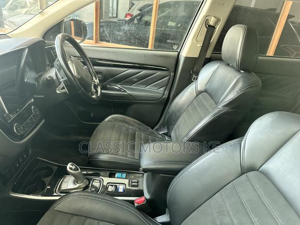 Mitsubishi Outlander 2019 Black
