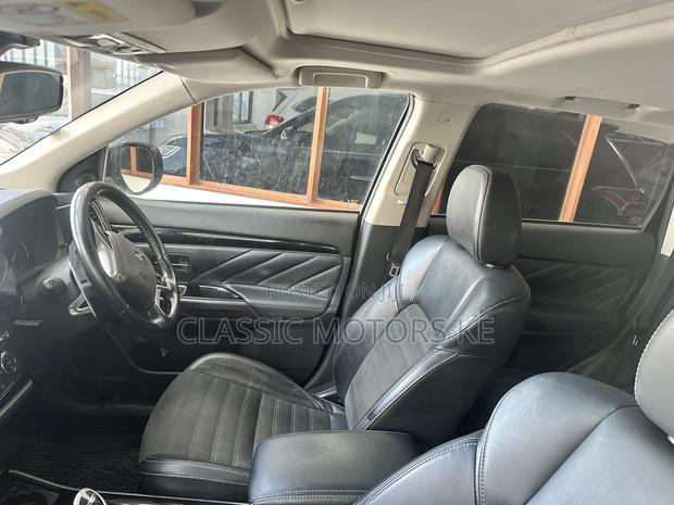 Mitsubishi Outlander 2019 Black
