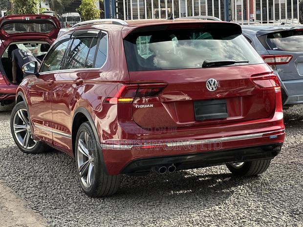 Volkswagen Tiguan 2018 Red