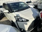 Toyota Sienta 1.5 Hybrid FWD 2019 White for sale