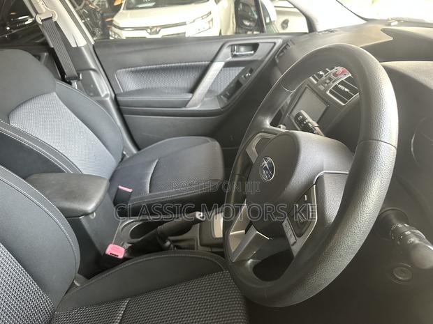 Subaru Forester Base AWD 2019 Silver