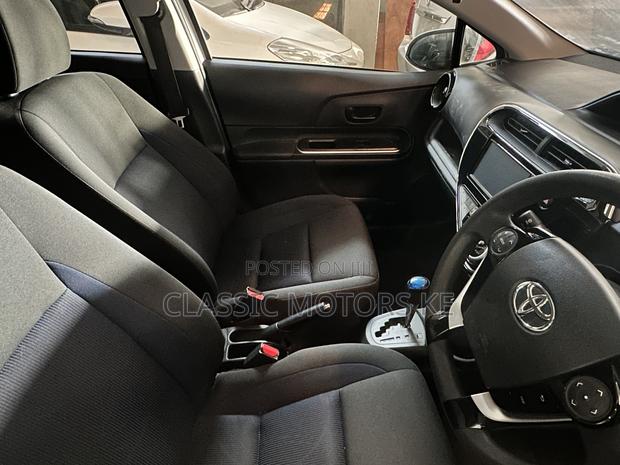 Toyota Aqua 2019 White