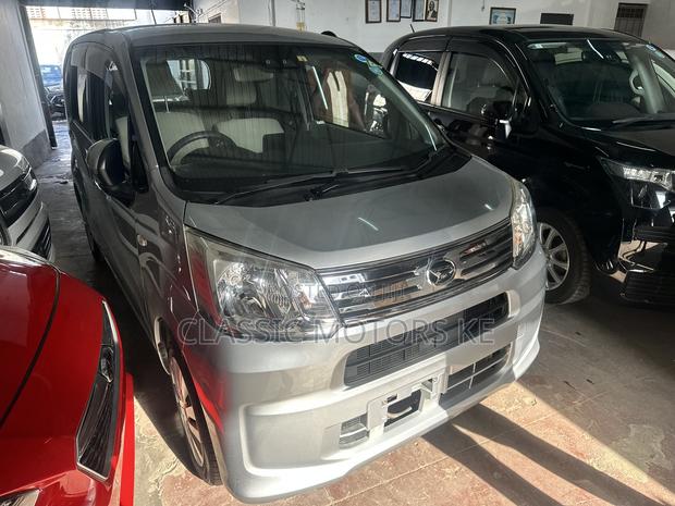 Daihatsu Move 2019 Silver