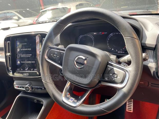 Volvo XC40 2018 White