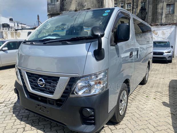Nissan NV350 2018 Silver