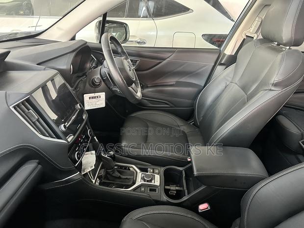 Subaru Forester Base AWD 2019 Blue