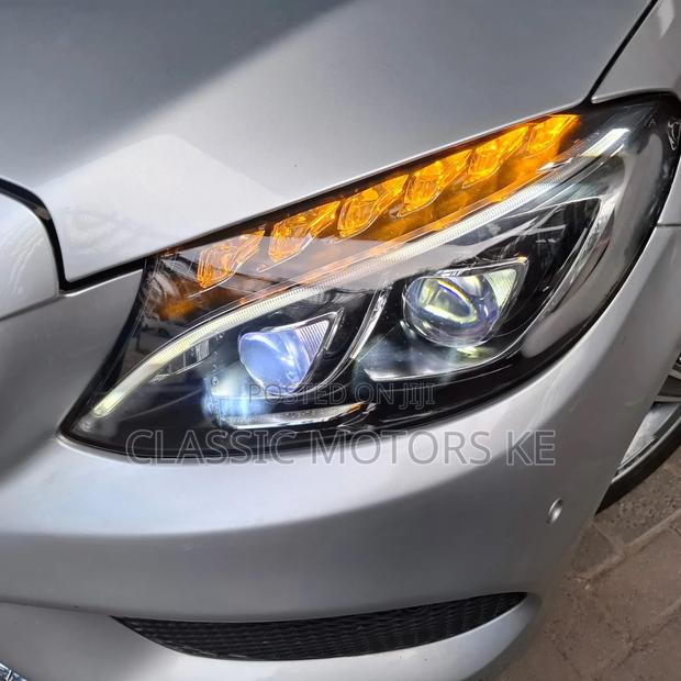 Mercedes-Benz C200 2018 Gray