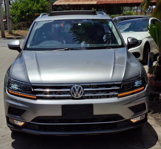 Volkswagen Tiguan 2019 Silver