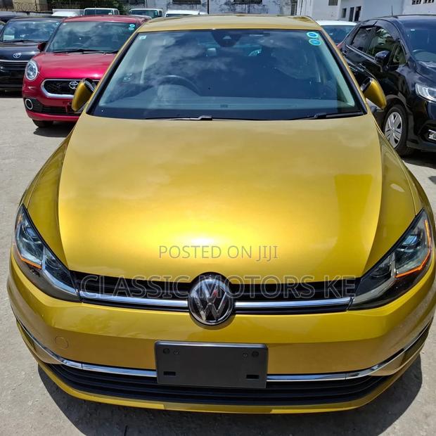 Volkswagen Golf 1.4T TSI FWD 2020 Gold