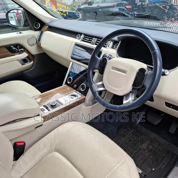 Land Rover Range Rover Vogue 2019 Black