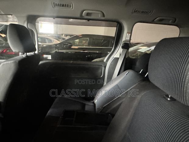 Toyota Voxy 2018 White