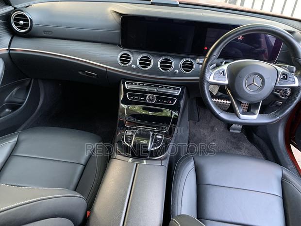 Mercedes-Benz E200 2018 Red