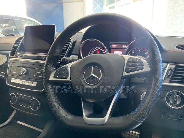 Mercedes-Benz GLE-Class GLE 350d 4MATIC 2018 White