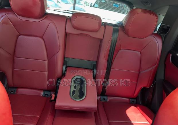 Porsche Cayenne Base AWD 2020 Blue