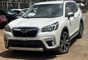 Subaru Forester 2018 White for sale