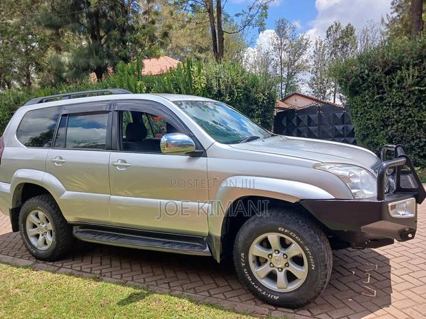 Toyota Land Cruiser Prado 2004 Silver