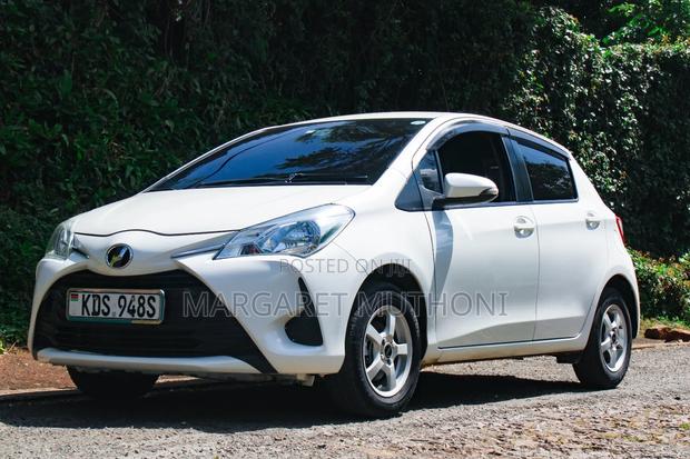 Toyota Vitz 2017 White