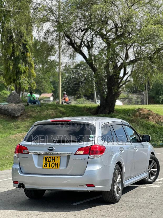 Subaru Legacy 2015 Silver