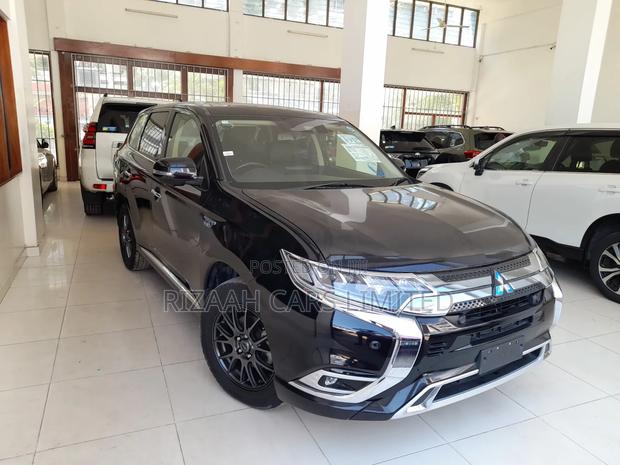 Mitsubishi Outlander 2.0 PHEV AWD 2018 Black