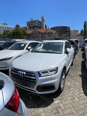 Audi Q5 2018 White for sale