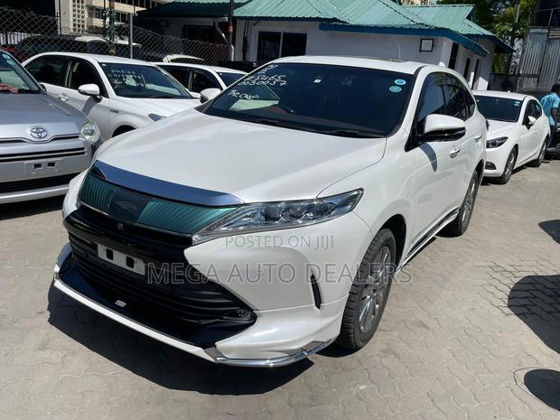 Toyota Harrier 2018 White