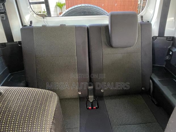 Suzuki Jimny 2021 White