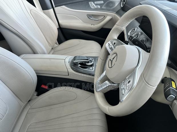 Mercedes-Benz CLS 2018 Black