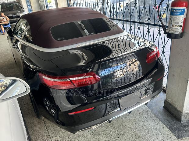 Mercedes-Benz E200 2020 Black