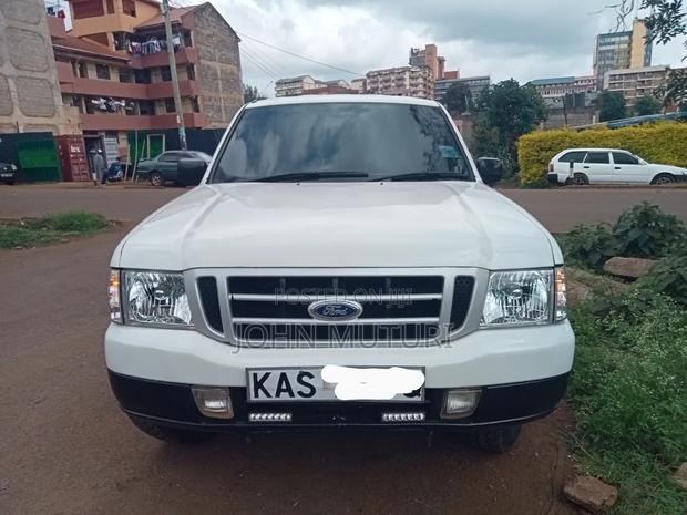 Ford Ranger 2002 White